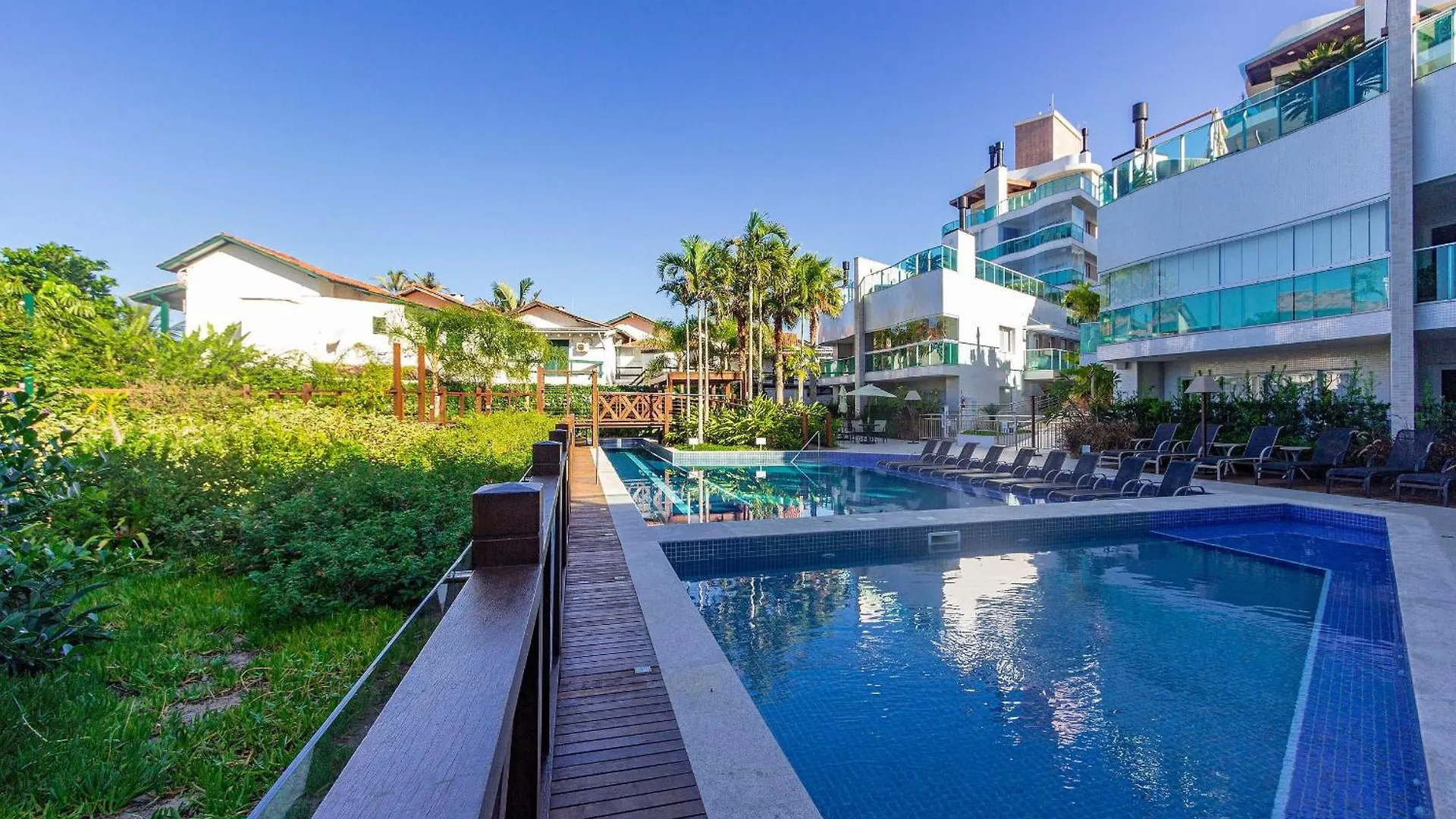 شقة Varandas Do Atlantico - Apartamento Sofisticado Em Condominio Pe Na Areia بومبينهاس